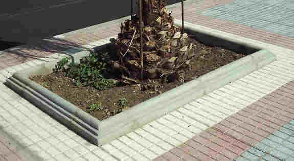 wpeB.jpg (29865 bytes)